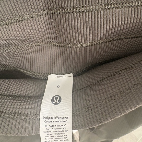 Lululemon Dance Studio Pants - Picture 5 of 6